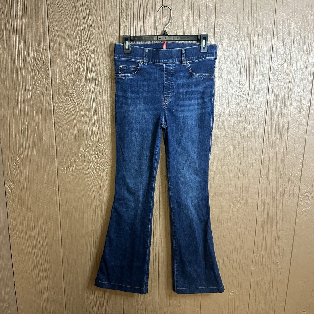 Spanx Flare Jeans Womens Sz M Pull On Stretch Blue Comfort Cowgirl Dark Wash